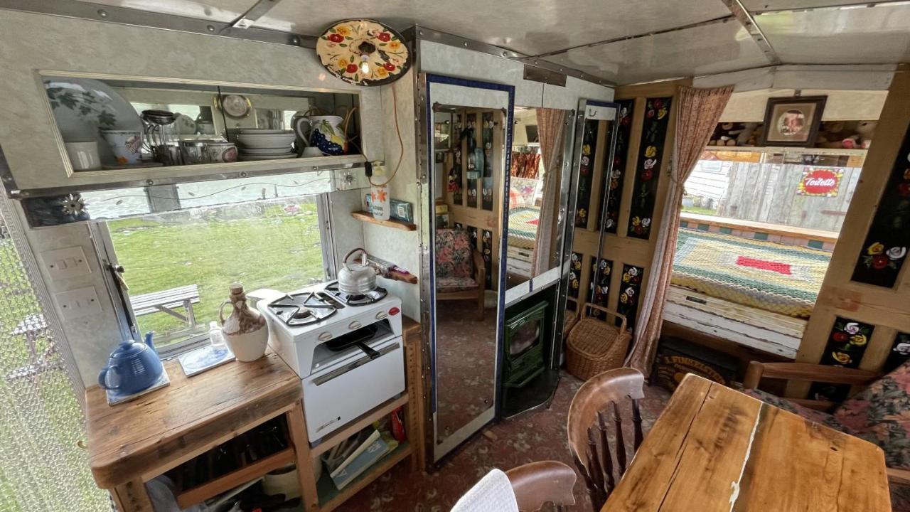 2 X Double Bed Glamping Wagon At Dalby Forest Scarborough Exterior foto
